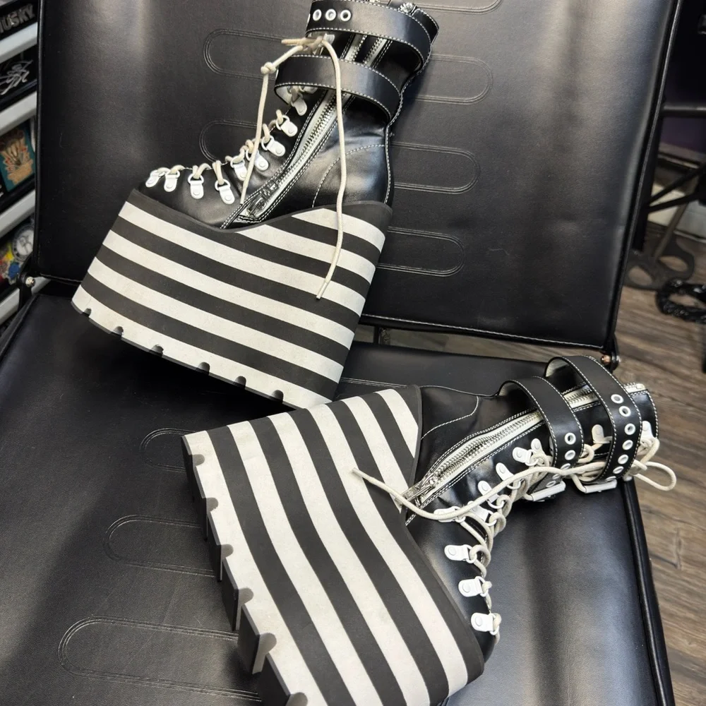 SOLD - Picture 15 of 16